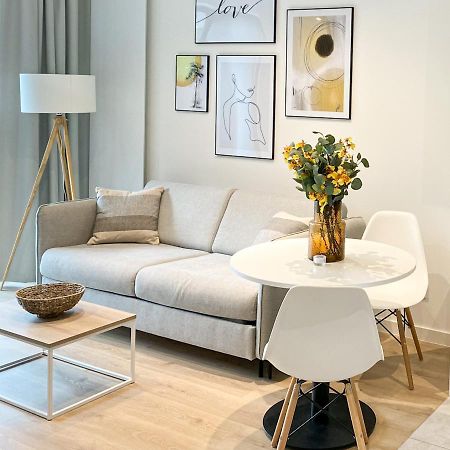 O! Shellter Apartment Luxury By Oskar Rogowo  Exteriör bild